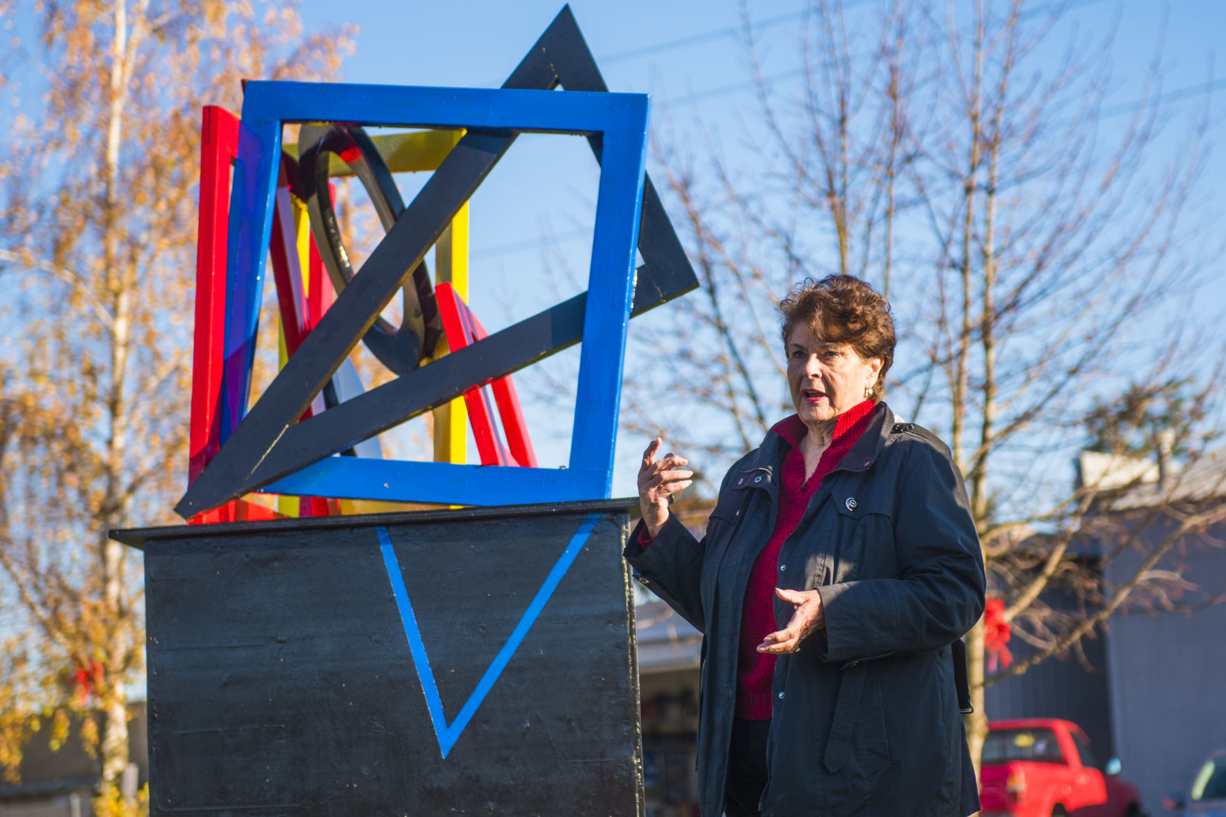 yelm.191124.sculpture.ceremony.jw2.jpg